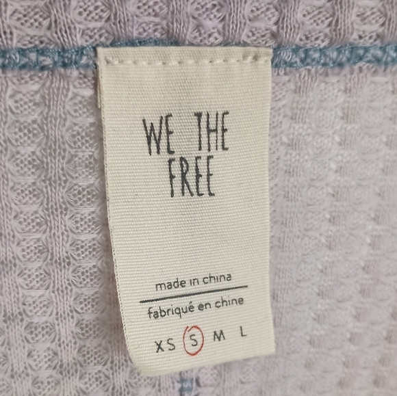 Free People Dahlia Waffle Knit Bell Sleeve Blouse size Small in Lilac 💜 Small - Picture 7 of 12